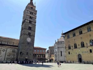 piazza_duomo_pistoia